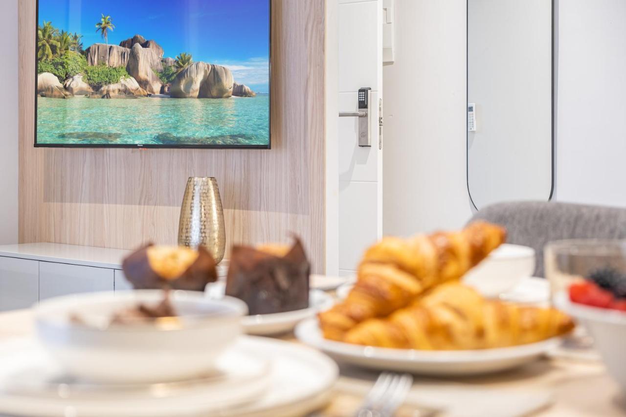 Mara Boutique Apartments Benidorm Bagian luar foto